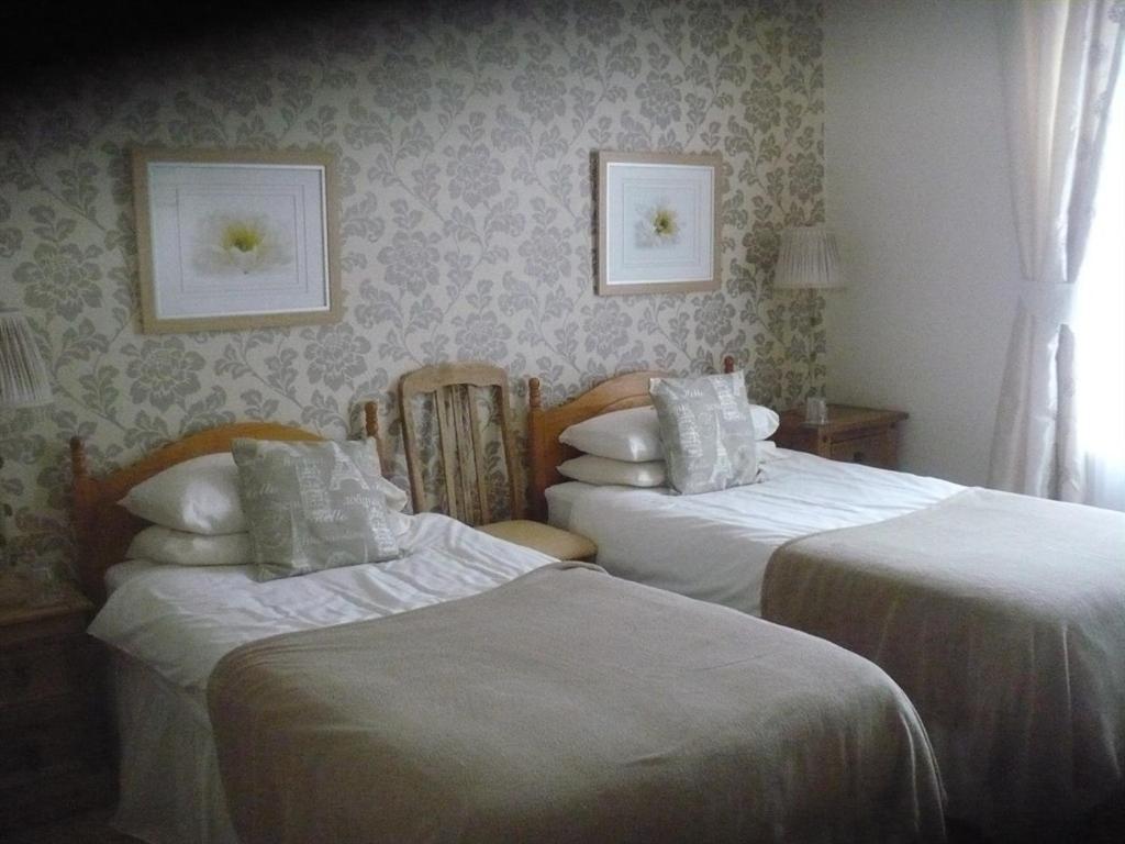 The Broadfield 4*