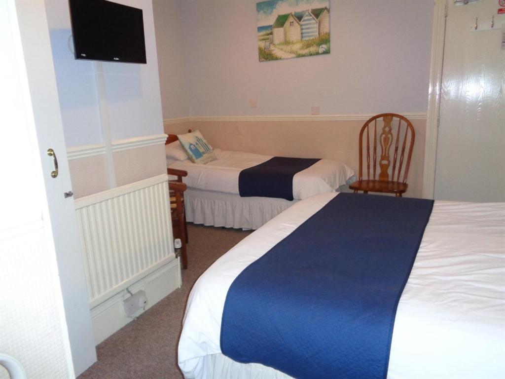 The Broadfield 4*